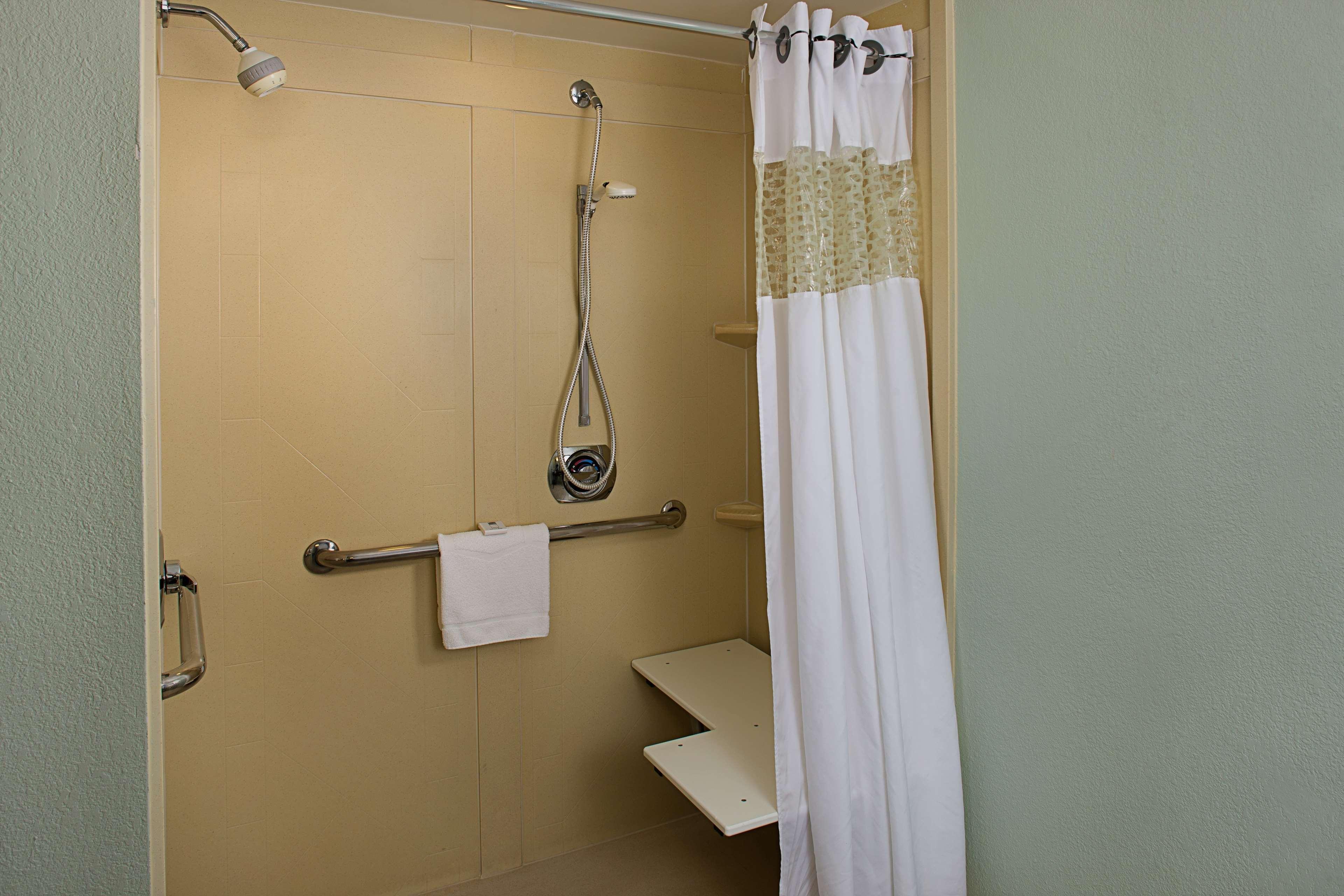 Hampton Inn Naples-Central Exterior photo